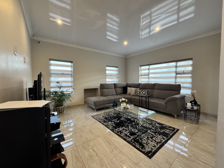 4 Bedroom Property for Sale in Doringkruin North West